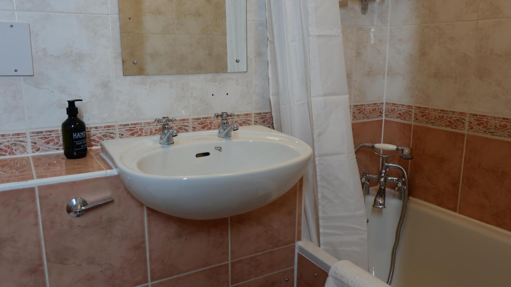 Отель 4 Friends House Эдинбург Экстерьер фото