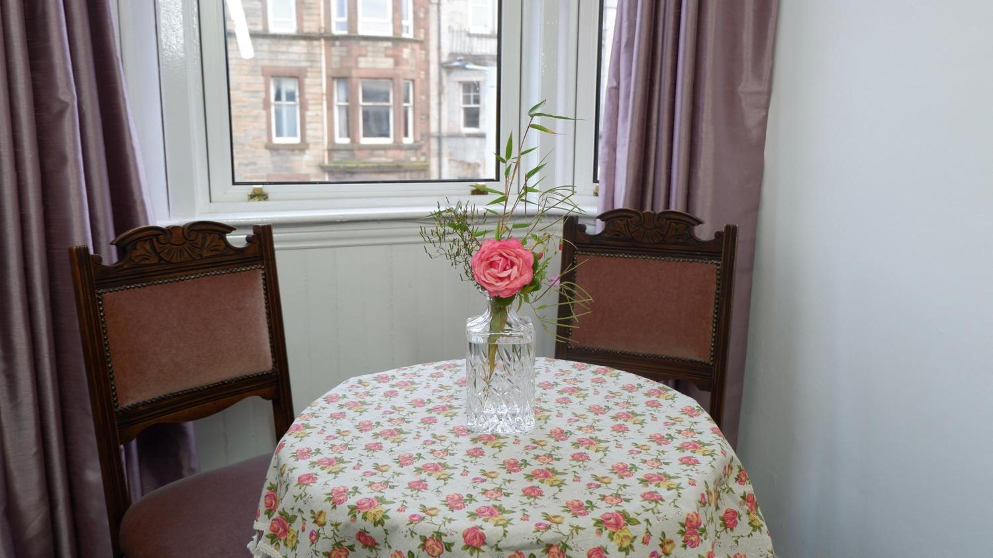 Отель 4 Friends House Эдинбург Экстерьер фото