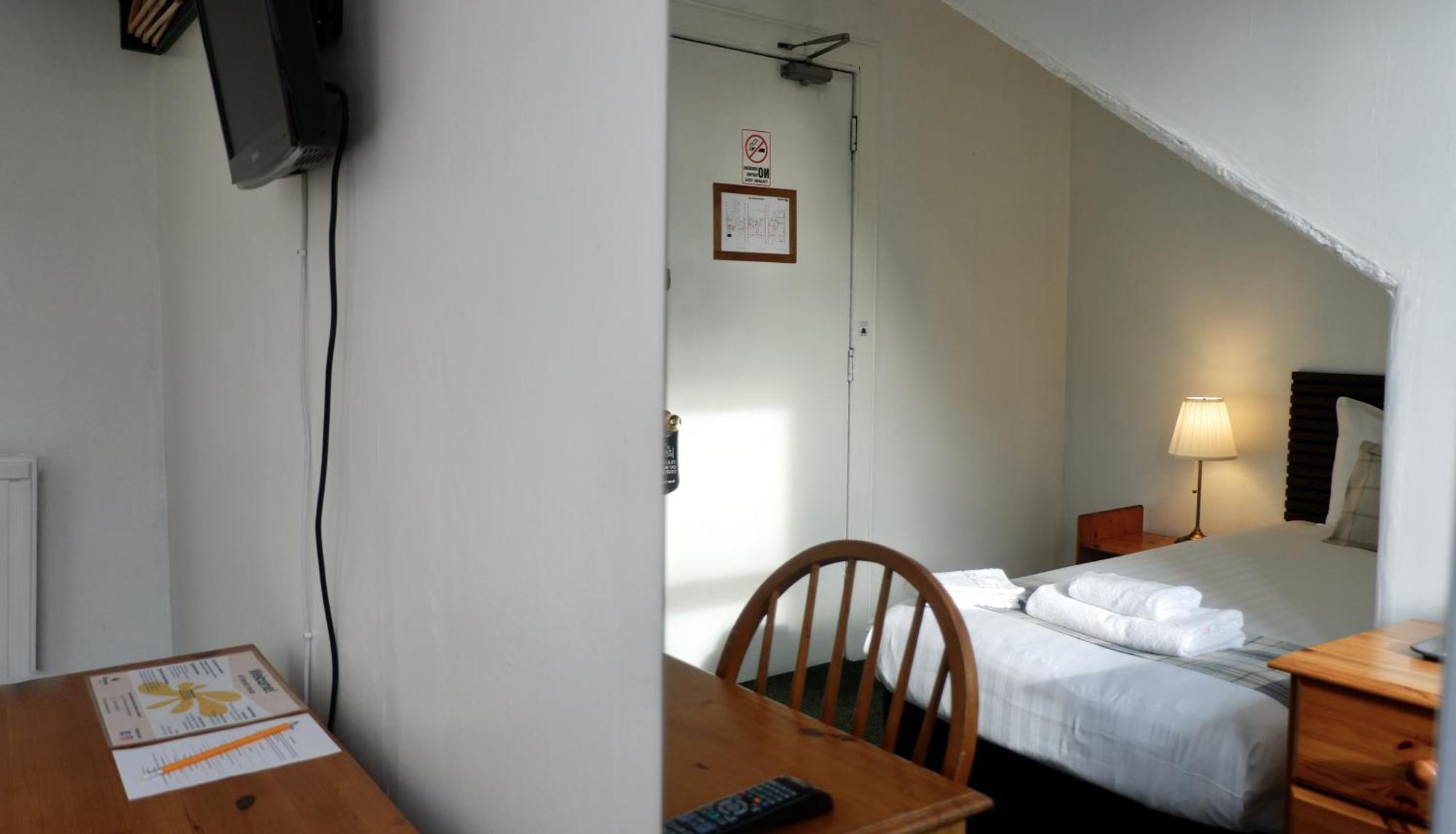 Отель 4 Friends House Эдинбург Экстерьер фото